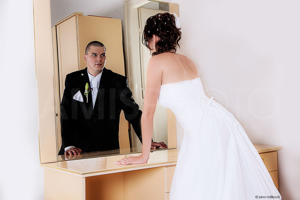 Svadobné fotenie zrkadlo